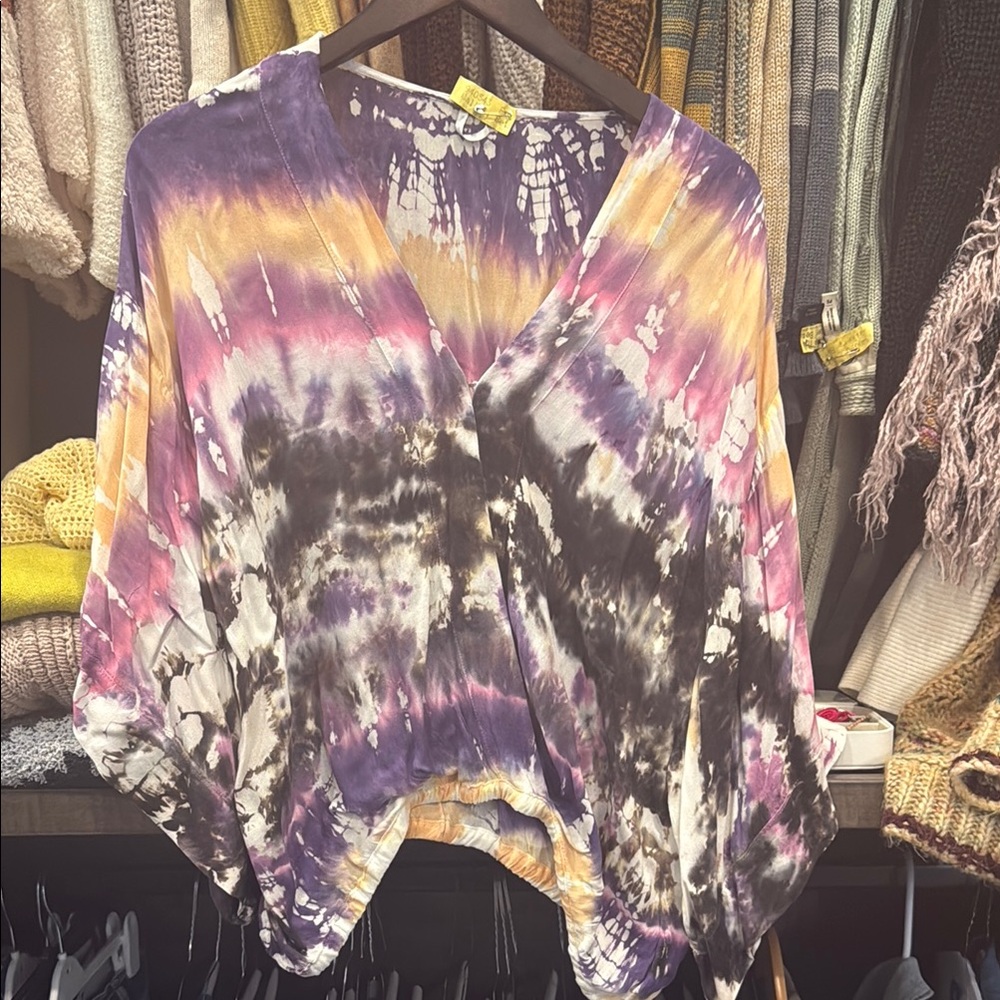 Tie-Dye V-Neck Poncho